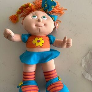 Shoobeez doll with tags